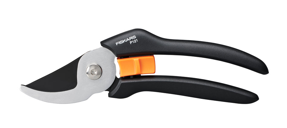 Fiskars Solid™ Bypass-Gartenschere P121